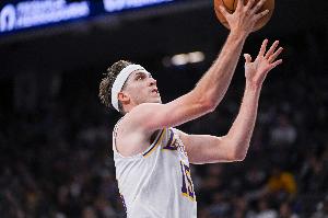 解说：里夫斯几乎以一己之力带队取胜 卢卡缺阵期间身上担子不轻