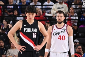 祖巴茨：杨瀚森非常有天赋 天空是他的极限 他只需要努力训练