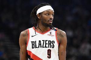 打替补不在话下！格兰特半场9中5得14分2板1助1断