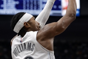 弗拉格：一直知道布兰登-威廉姆斯有实力 他的贡献太关键了