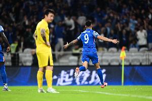 沪媒谈申花：未让联赛冠军提前三周揭晓；情形类似于上赛季