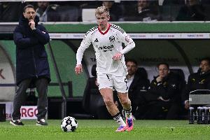 3场4球，官方：法兰克福前锋伯卡特当选德甲10月最佳球员