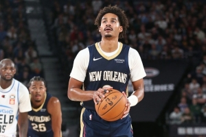 鹈鹕官方：普尔左大腿肌肉轻微拉伤 7-10天后重新评估