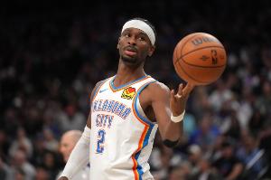 路威：SGA完全可能卫冕MVP 雷霆若拿下接近70胜奖杯可直接颁给他