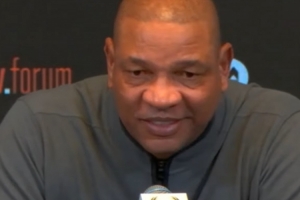 雄鹿罚球命中率联盟垫底！老里：你要我咋办啊？我也不知怎么提高