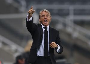 斯基拉：曼奇尼将与萨德签约至明年+2年选项，续约后年薪800万欧