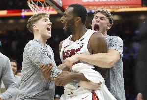 键盘侠|维金斯拒绝加班！贝恩拯救班凯罗！文班：地球人 你们完了