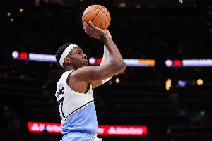 生涯之夜！奥孔武8记三分射落32分外加11板2助2断3帽