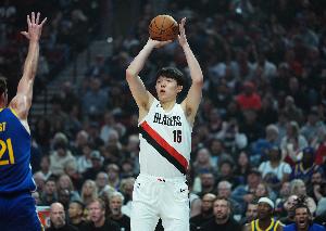 杨瀚森被下放！解说：有比赛打总是好的 现在要做的就是耐心+用心