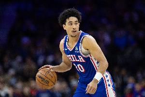 急需找回状态！麦凯恩在发展联盟出战 10投3中&三分4中0仅得10分