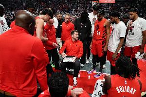 不如继续摆烂？拓记：错误的！从选秀权来看开拓者就该赢在当下