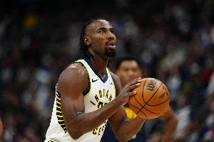 真伤不起了！卡莱尔：内史密斯膝盖扭伤 将至少缺阵4周的时间